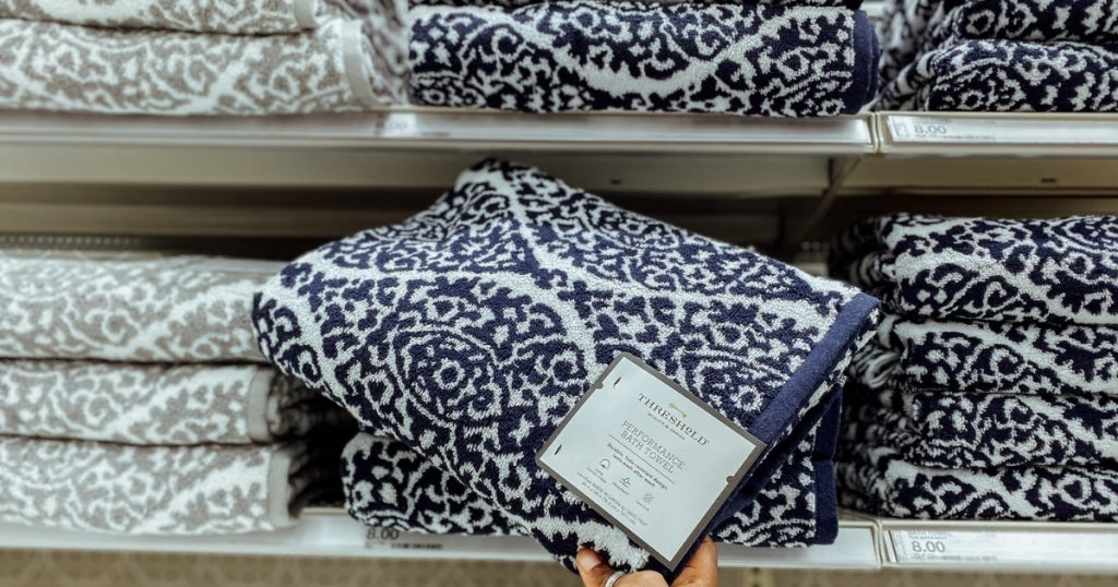 Threshold Bath Towels 6-Piece Set Only $16 at Target (Just Use Your Phone)
