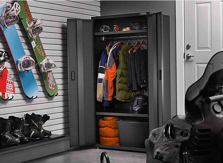 Garage Mudroom Ideas to Enhance Your Home’s Entryway